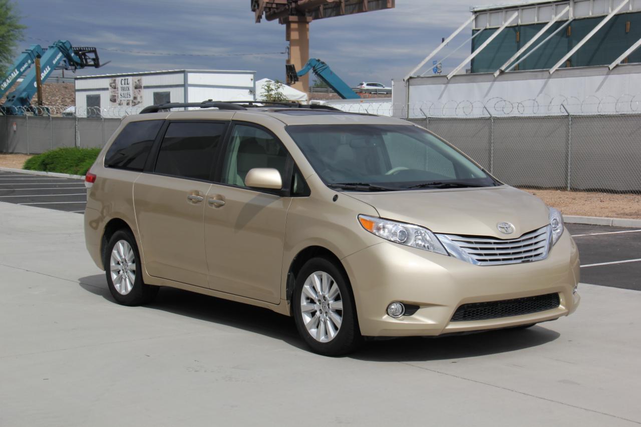 Toyota Sienna  2014