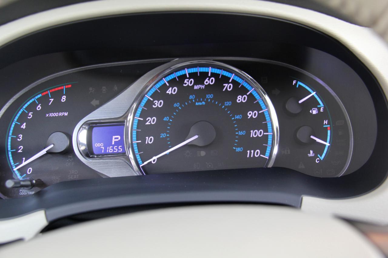 Toyota Sienna  2014