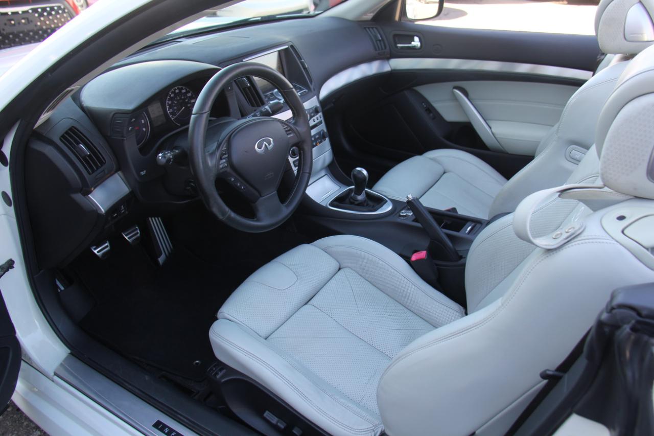 Infiniti G Convertible G37 Sport 6MT 2012