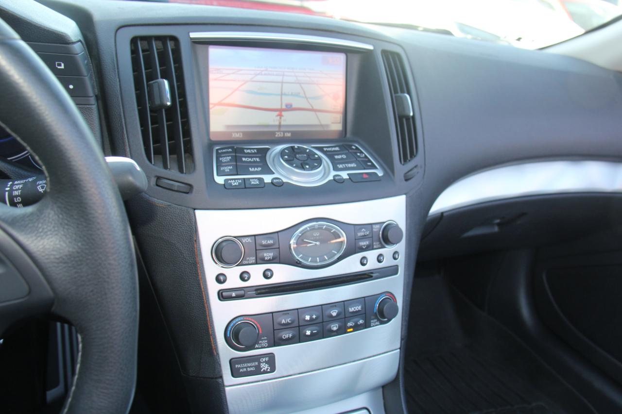Infiniti G Convertible G37 Sport 6MT 2012