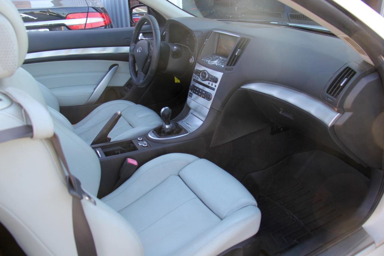 Infiniti G Convertible G37 Sport 6MT 2012