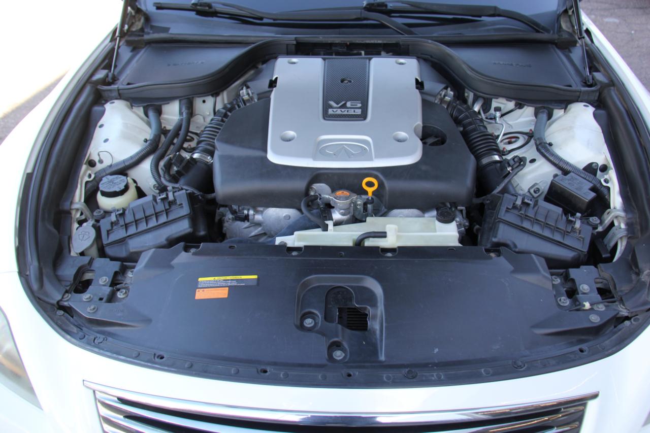 Infiniti G Convertible G37 Sport 6MT 2012