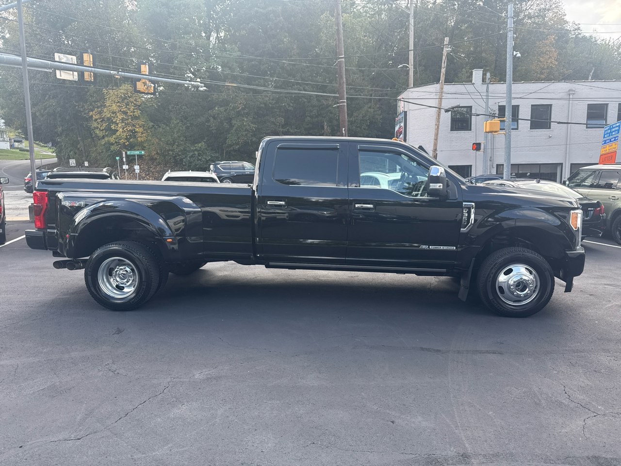 2018 Ford F-350 Platinum photo 7