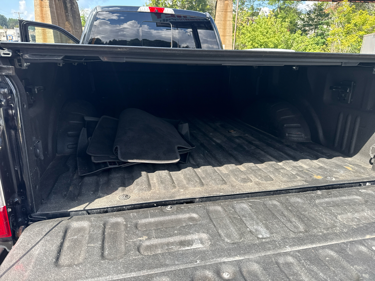 2018 Ford F-350 Platinum photo 21