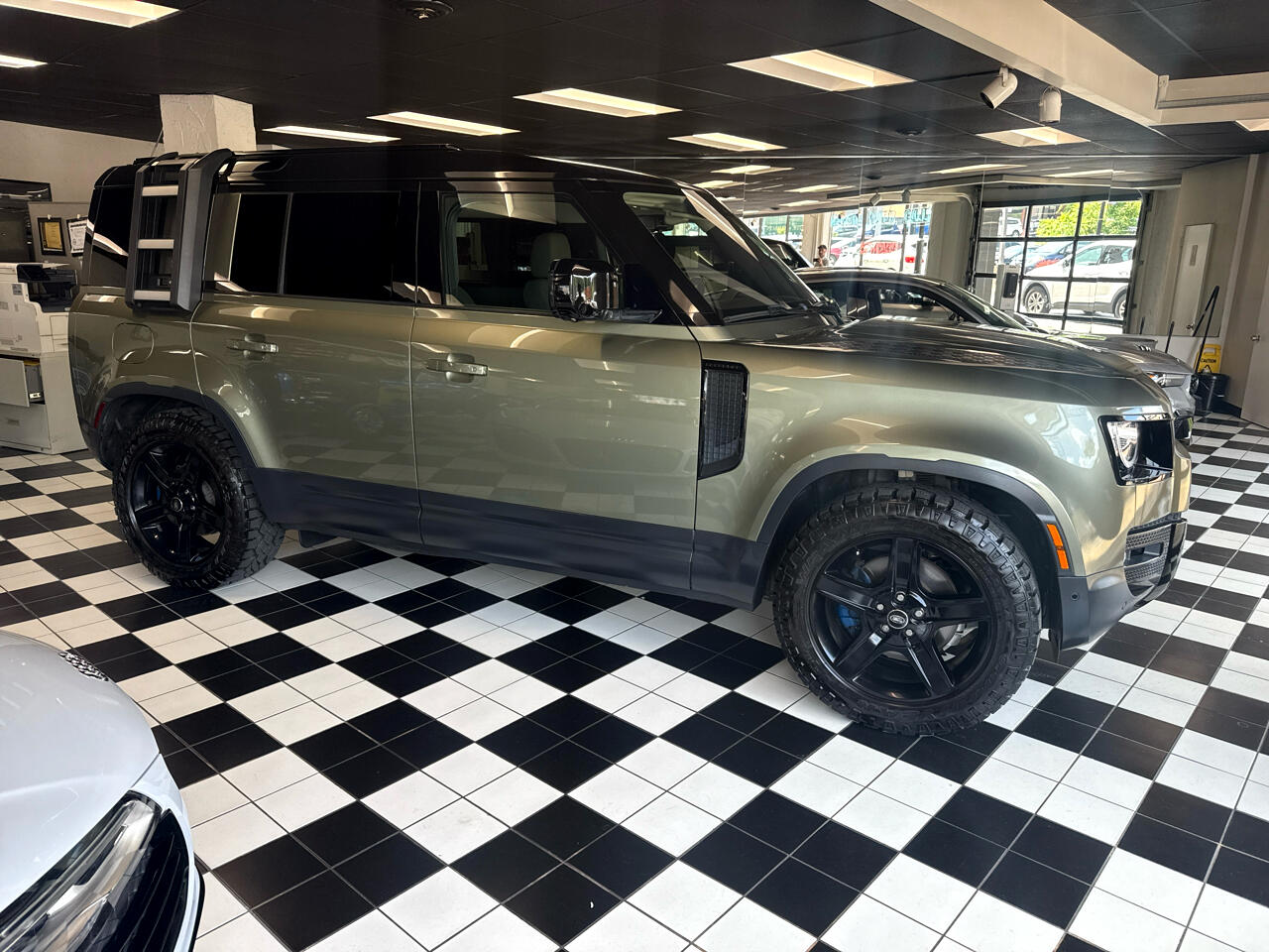 Land Rover Defender P300 110 S 2020 Land Rover Defender P300 110 S 2020