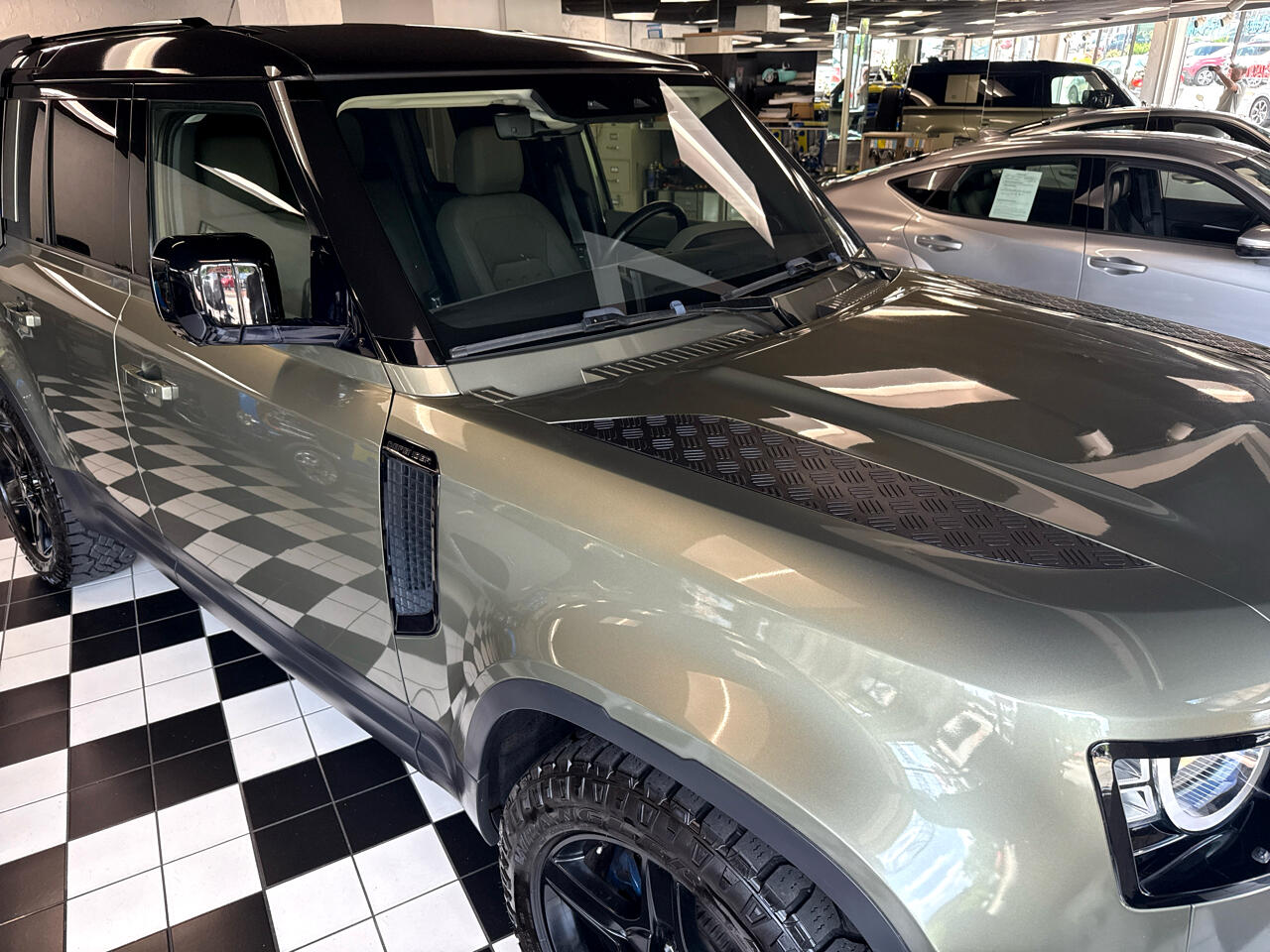 Land Rover Defender P300 110 S 2020 Land Rover Defender P300 110 S 2020