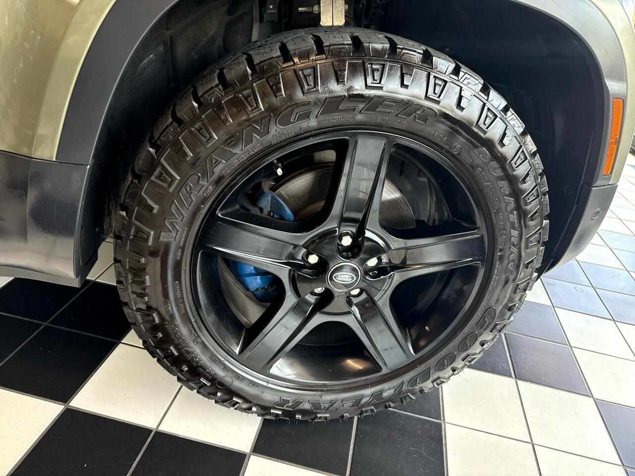Land Rover Defender P300 110 S 2020 Land Rover Defender P300 110 S 2020