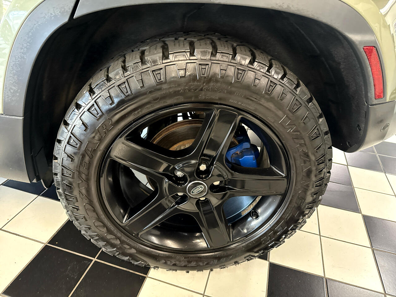 Land Rover Defender P300 110 S 2020 Land Rover Defender P300 110 S 2020