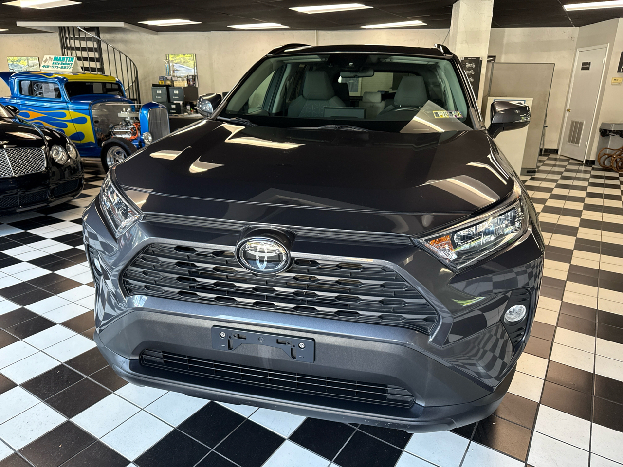 Toyota RAV4 XLE AWD 2019 Toyota RAV4 XLE AWD 2019