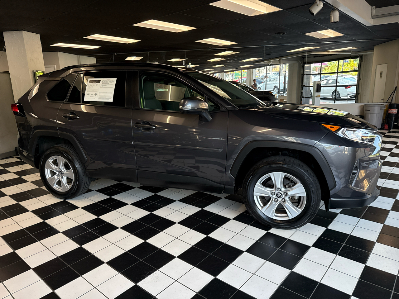 Toyota RAV4 XLE AWD 2019 Toyota RAV4 XLE AWD 2019