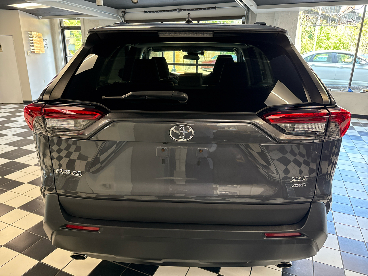 Toyota RAV4 XLE AWD 2019 Toyota RAV4 XLE AWD 2019