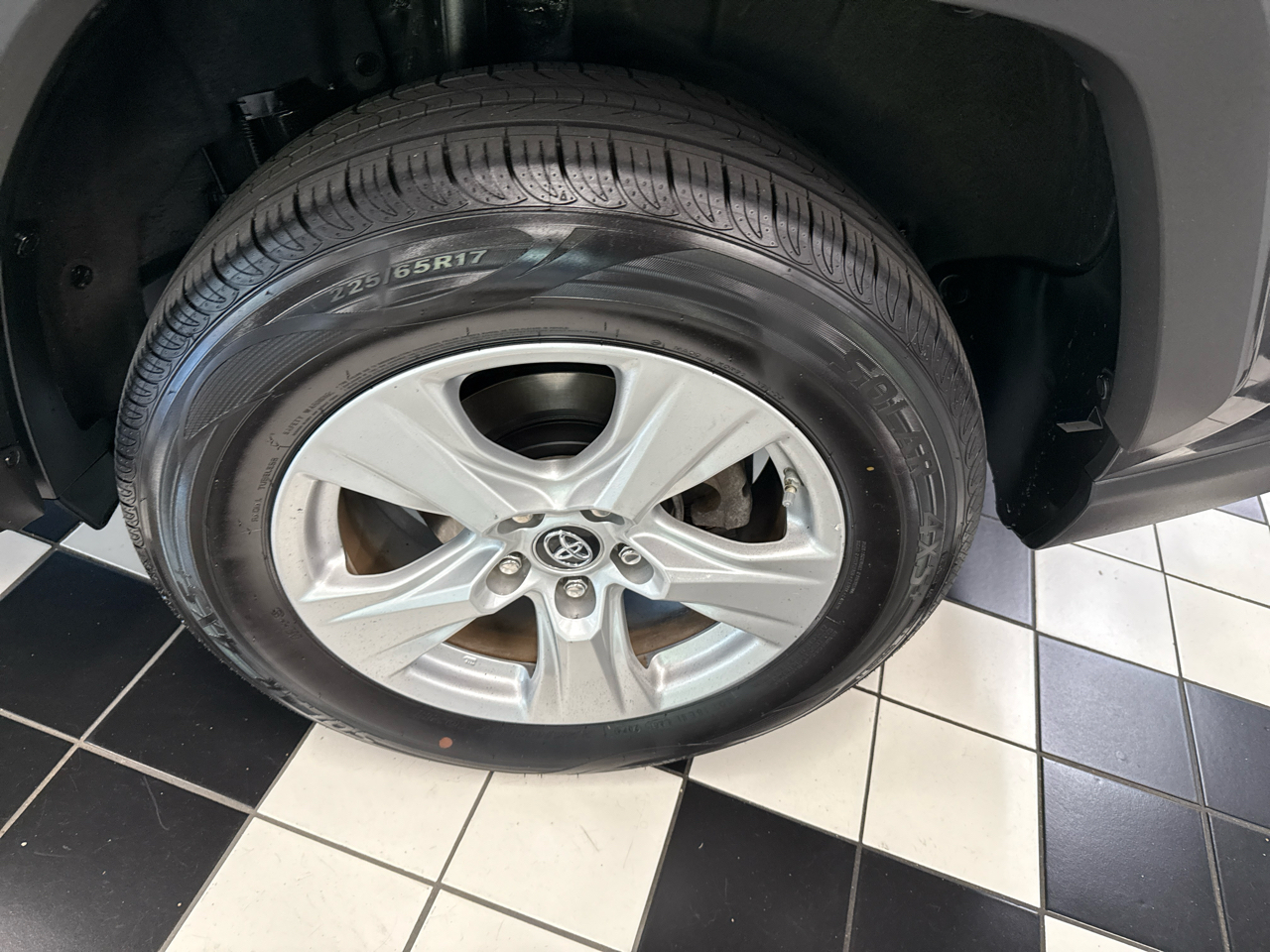 Toyota RAV4 XLE AWD 2019 Toyota RAV4 XLE AWD 2019