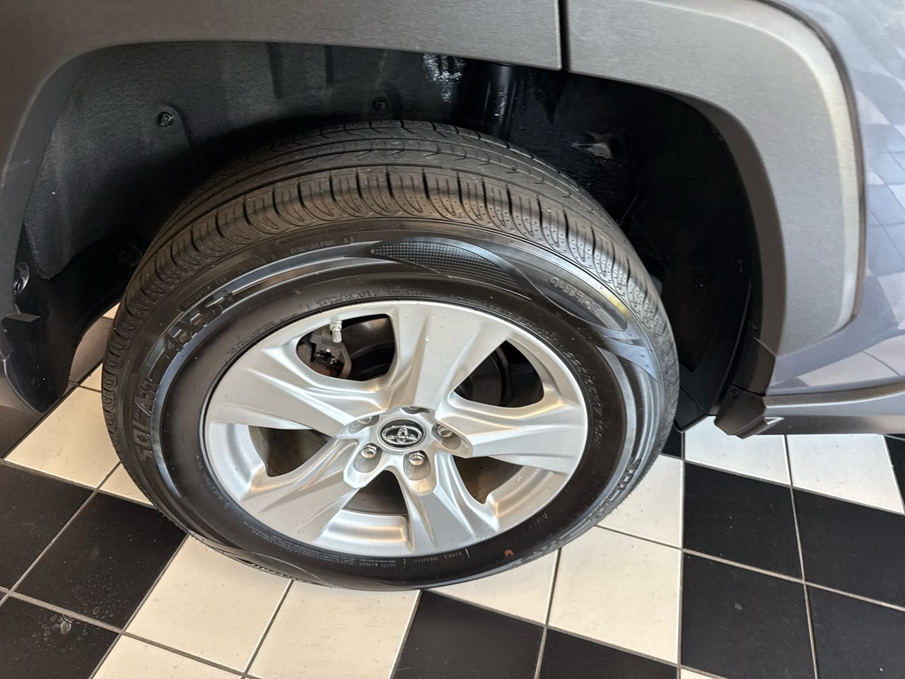 Toyota RAV4 XLE AWD 2019 Toyota RAV4 XLE AWD 2019