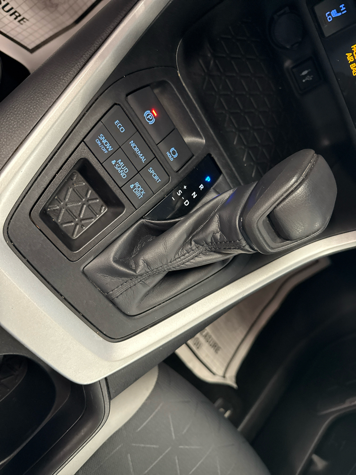 Toyota RAV4 XLE AWD 2019 Toyota RAV4 XLE AWD 2019