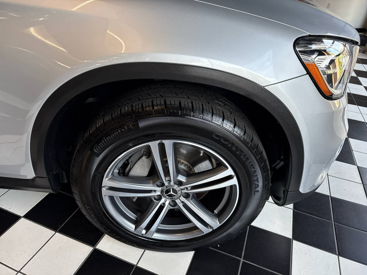 Mercedes-Benz GLC-Class GLC300 4MATIC 2020 Mercedes-Benz GLC-Class GLC300 4MATIC 2020