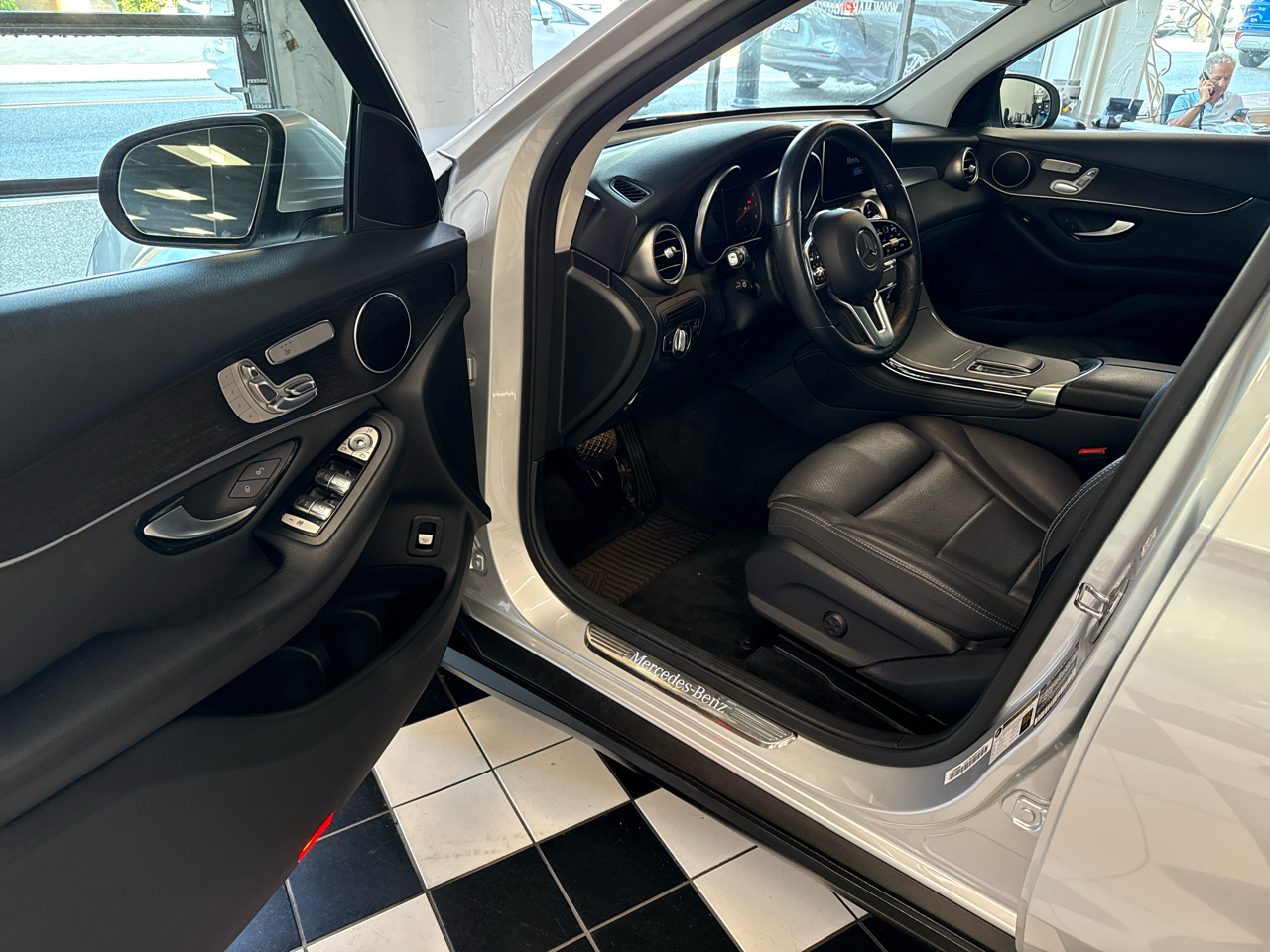 Mercedes-Benz GLC-Class GLC300 4MATIC 2020 Mercedes-Benz GLC-Class GLC300 4MATIC 2020