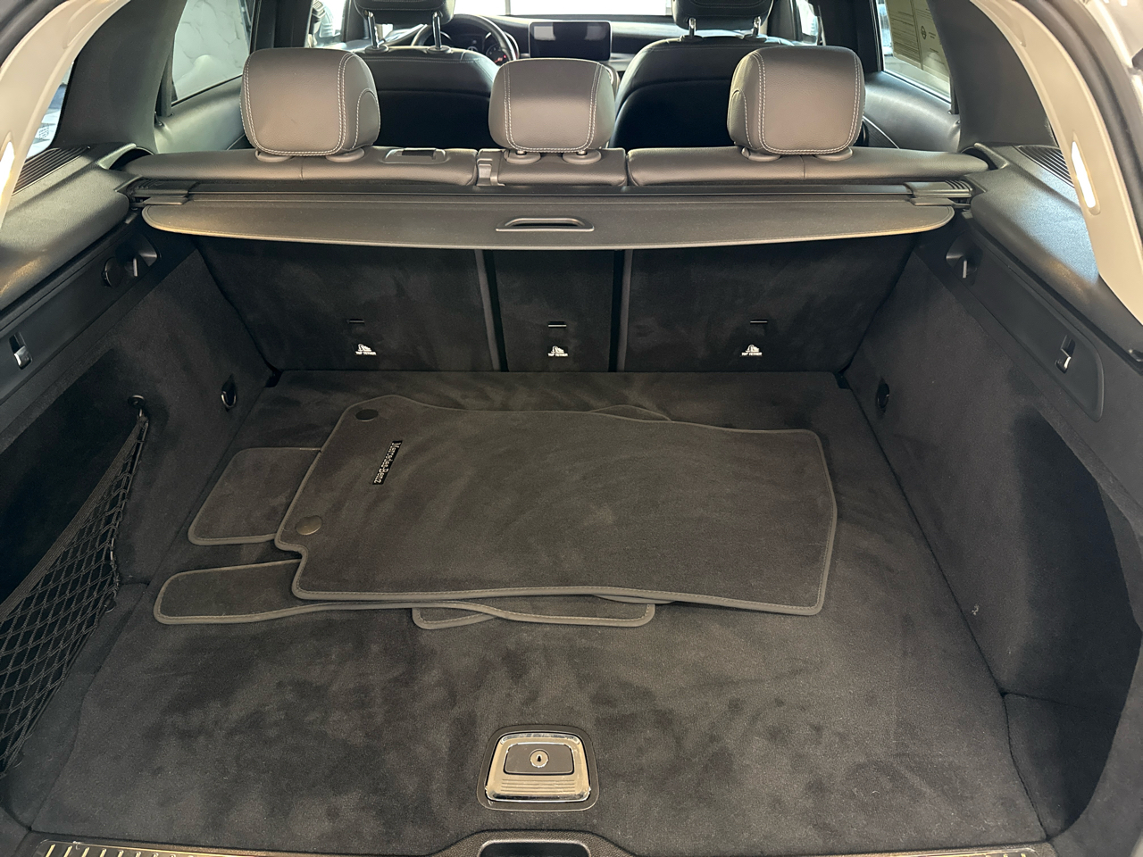 Mercedes-Benz GLC-Class GLC300 4MATIC 2020 Mercedes-Benz GLC-Class GLC300 4MATIC 2020