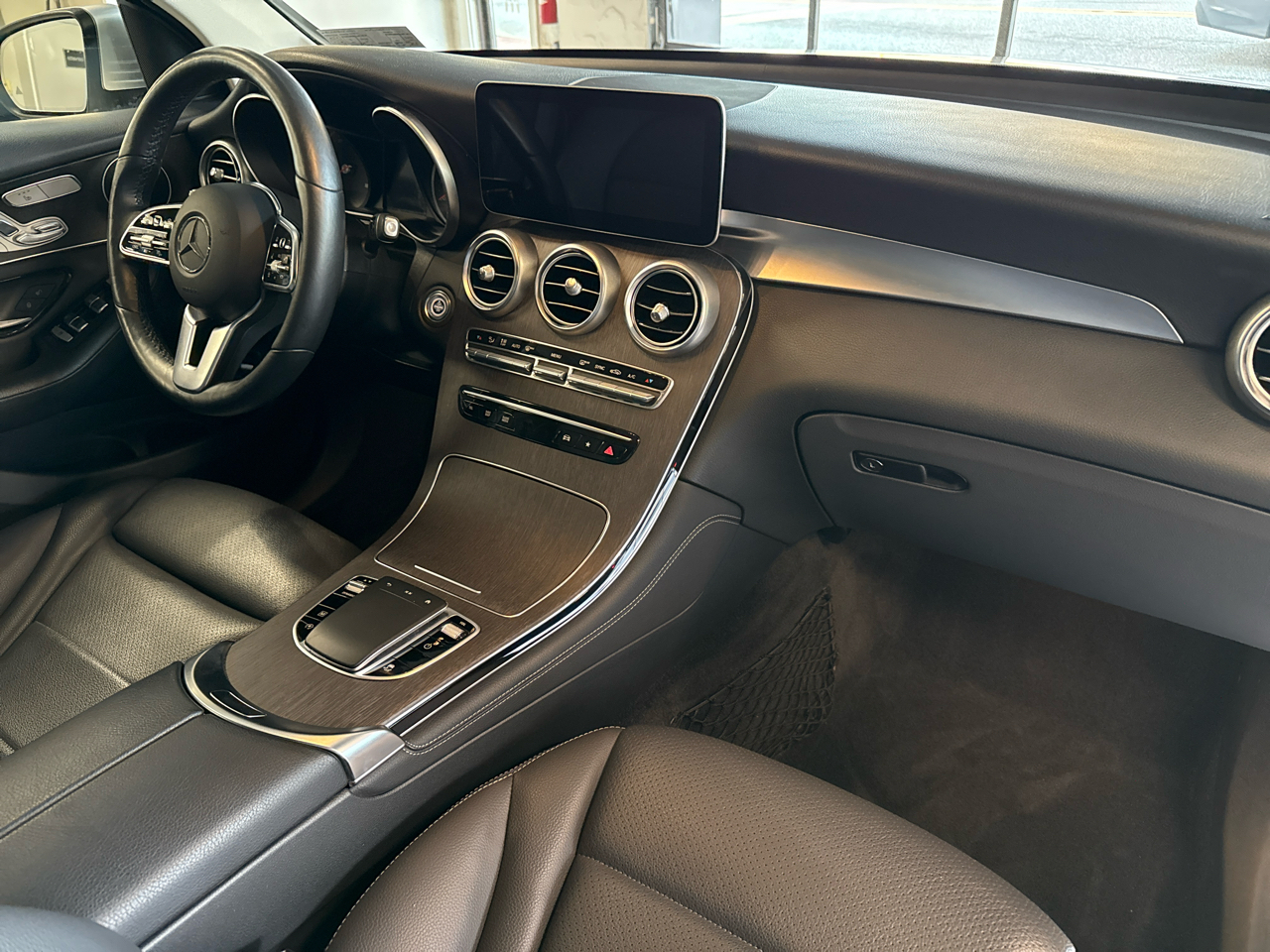 Mercedes-Benz GLC-Class GLC300 4MATIC 2020 Mercedes-Benz GLC-Class GLC300 4MATIC 2020