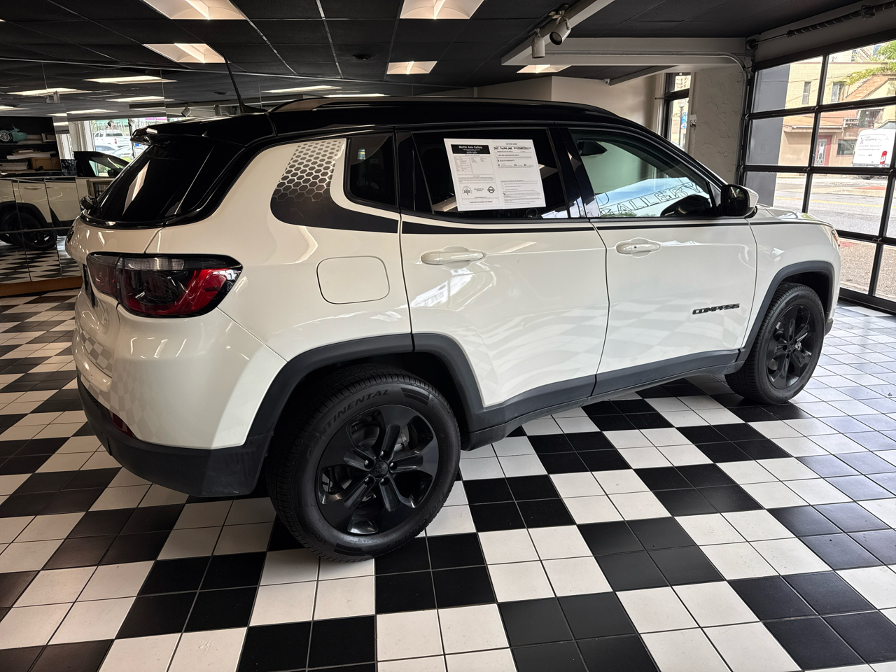2018 Jeep Compass North Edition Latitude photo 2