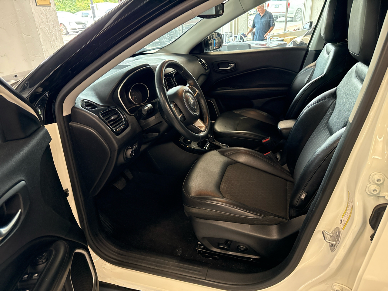 2018 Jeep Compass North Edition Latitude photo 9