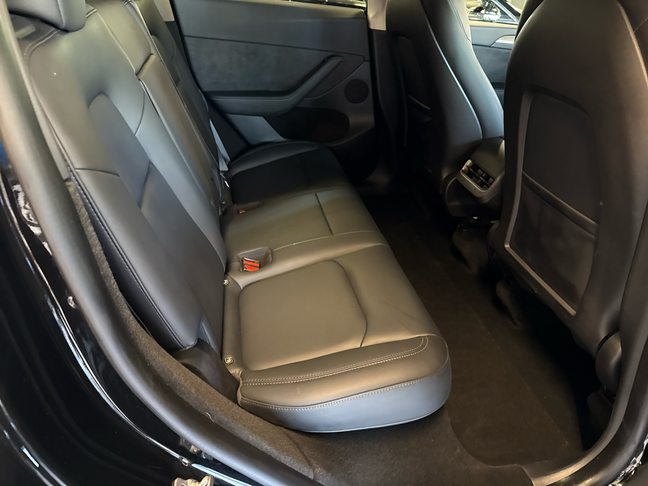 2022 Tesla Model Y Long Range photo 14