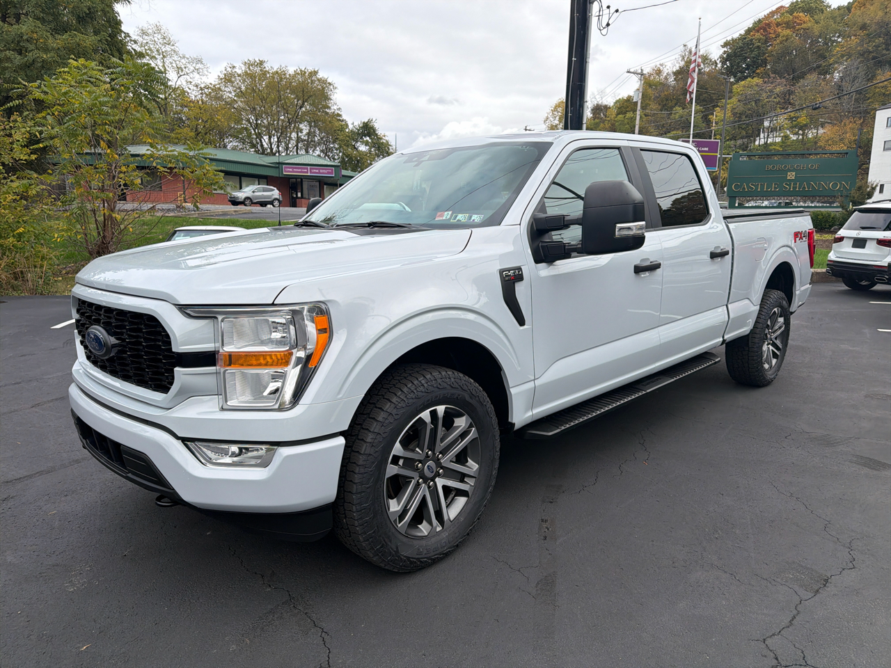 Ford F-150 XL SuperCrew 6.5-ft. Bed 4WD 2021 Ford F-150 XL SuperCrew 6.5-ft. Bed 4WD 2021