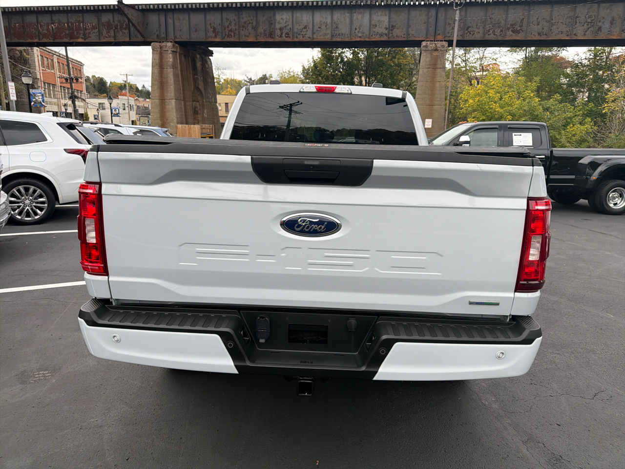 Ford F-150 XL SuperCrew 6.5-ft. Bed 4WD 2021 Ford F-150 XL SuperCrew 6.5-ft. Bed 4WD 2021