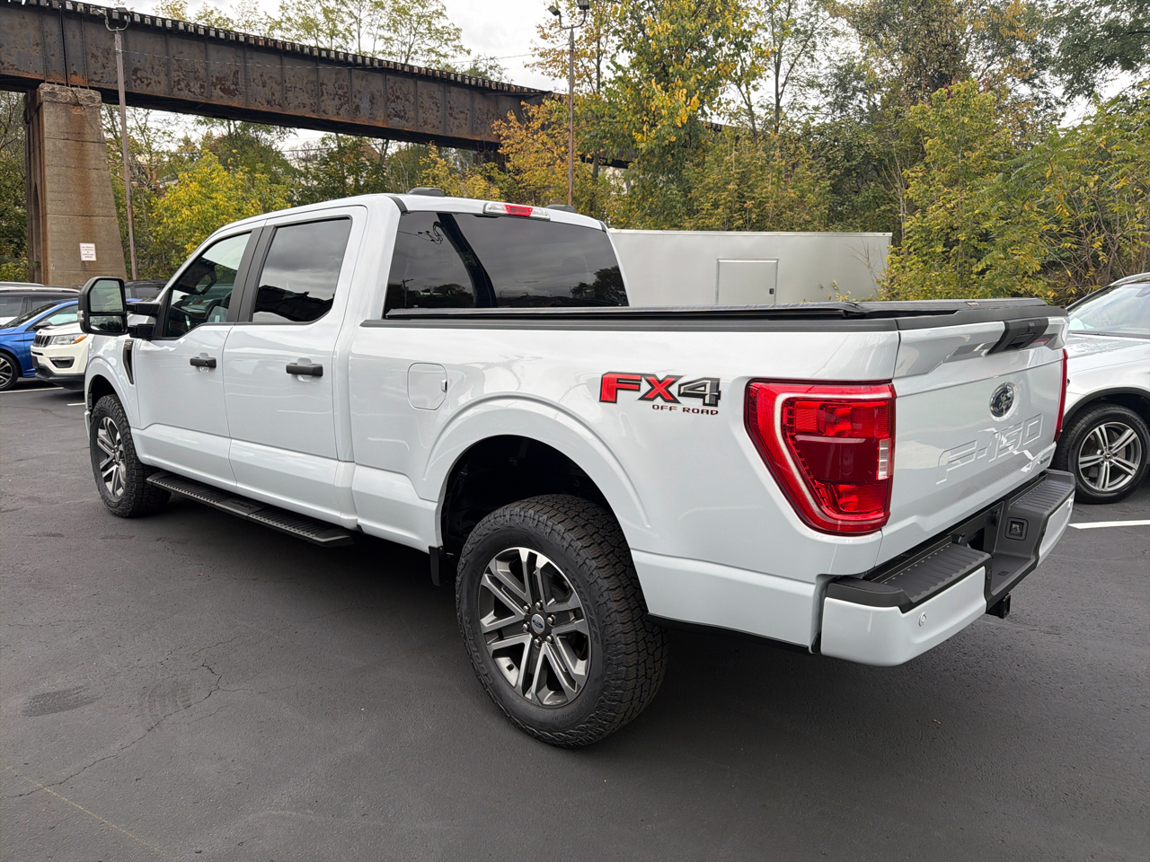 Ford F-150 XL SuperCrew 6.5-ft. Bed 4WD 2021 Ford F-150 XL SuperCrew 6.5-ft. Bed 4WD 2021