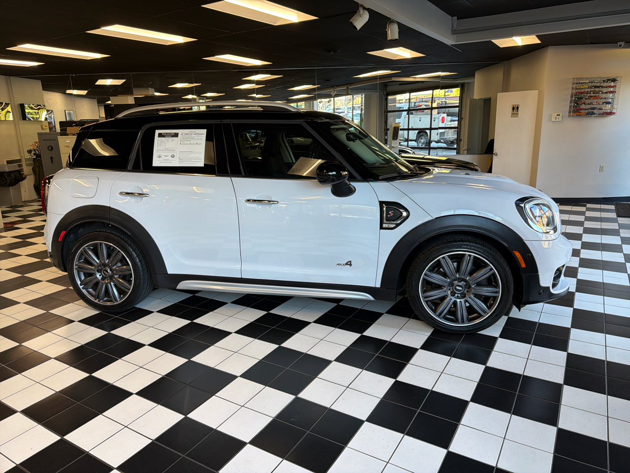 MINI Countryman S ALL4 2017 MINI Countryman S ALL4 2017