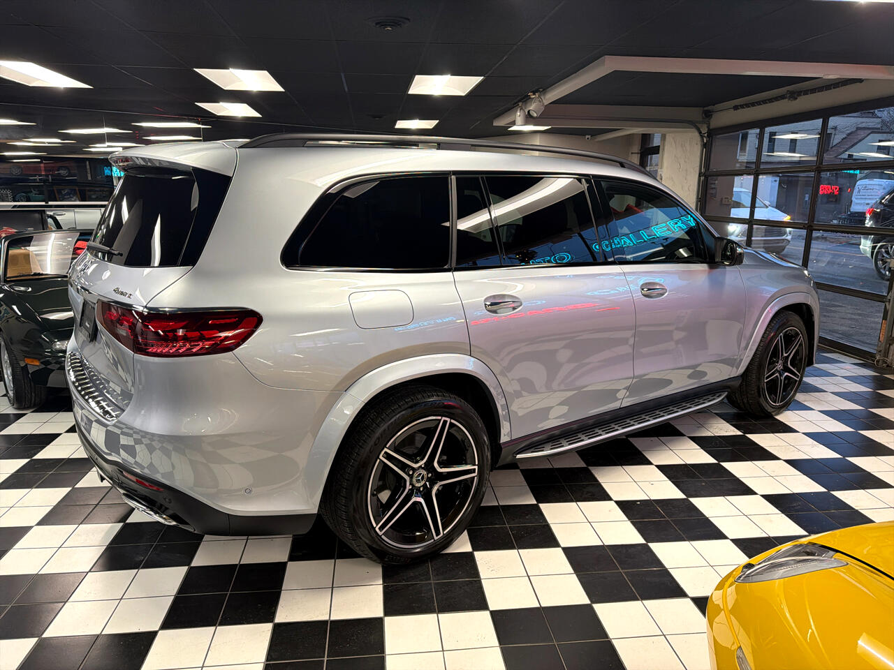 Mercedes-Benz GLS-Class GLS450 4MATIC 2025