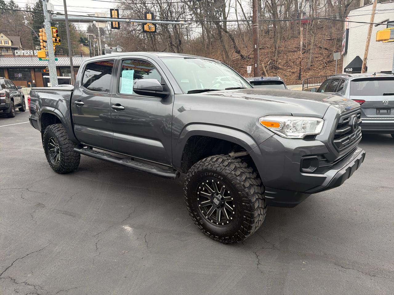 Toyota Tacoma SR Dbl Cab 4WD V6 at 2019