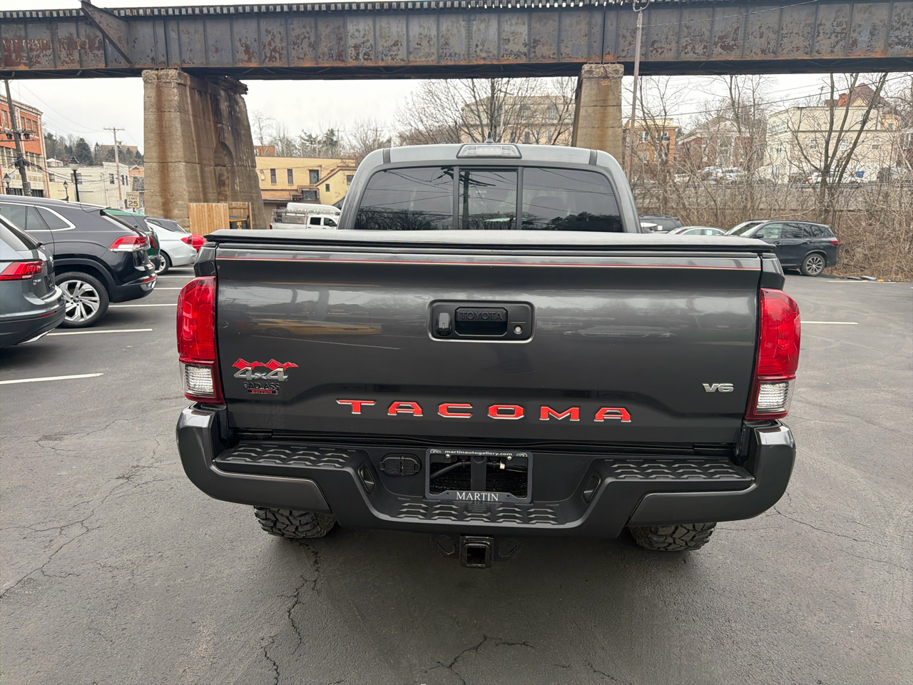 Toyota Tacoma SR Dbl Cab 4WD V6 at 2019