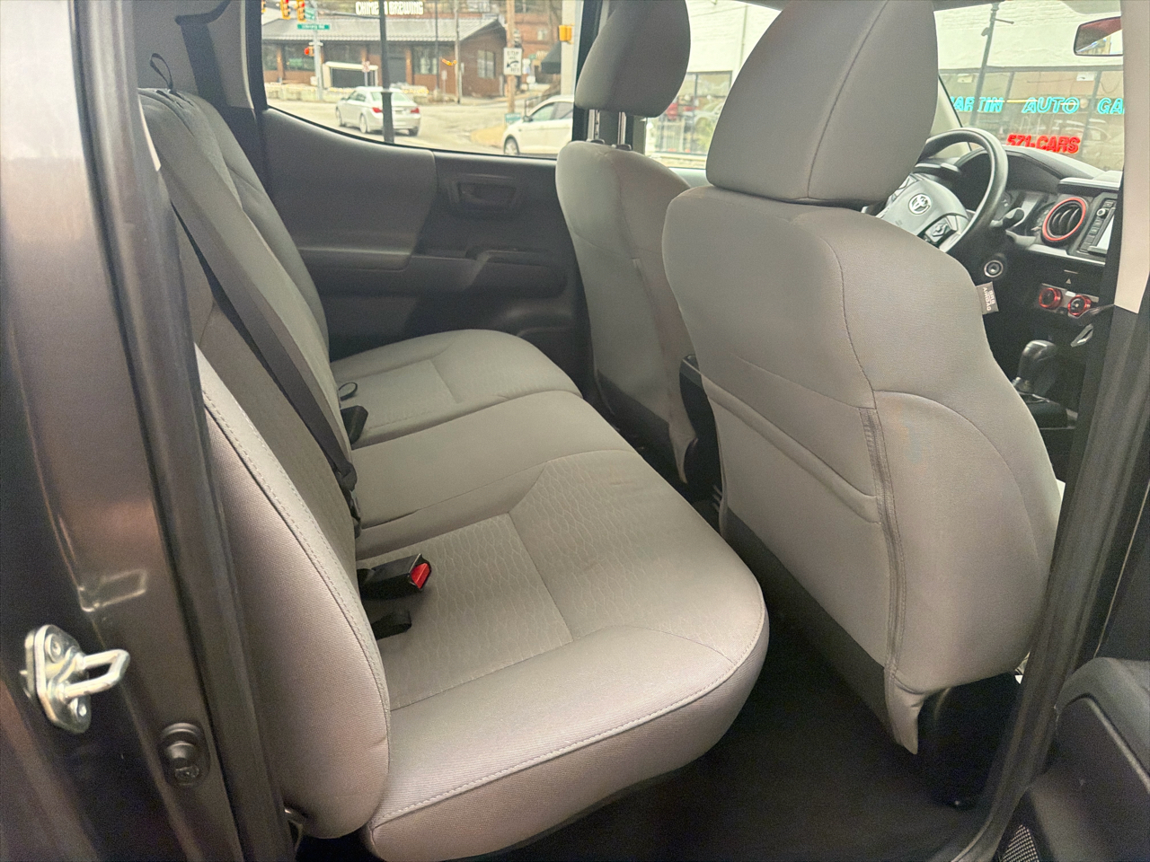 Toyota Tacoma SR Dbl Cab 4WD V6 at 2019