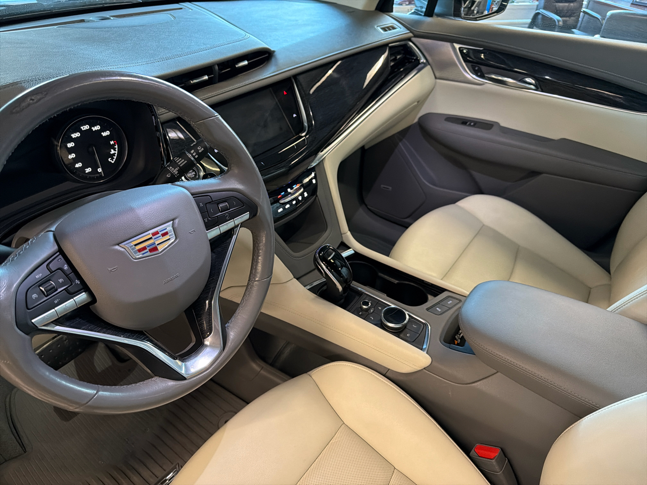 Cadillac XT6 Premium Luxury AWD 2021