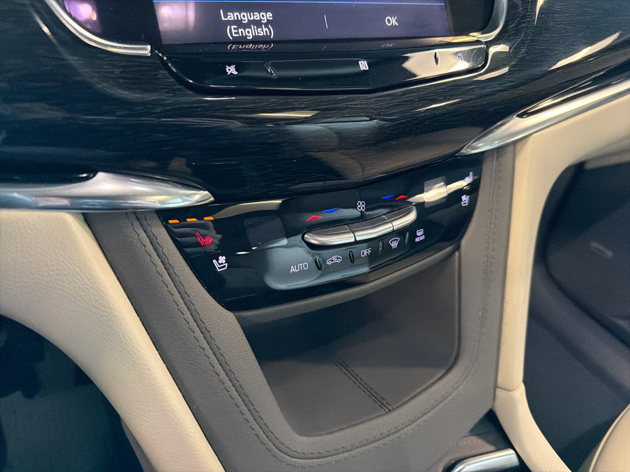 Cadillac XT6 Premium Luxury AWD 2021