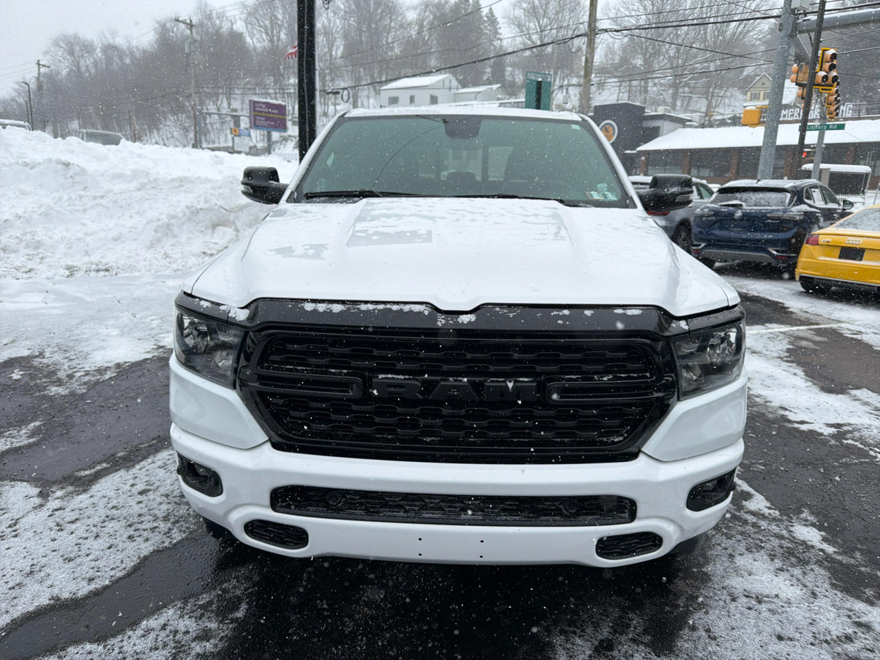 RAM 1500 Big Horn Crew Cab SWB 4WD 2023