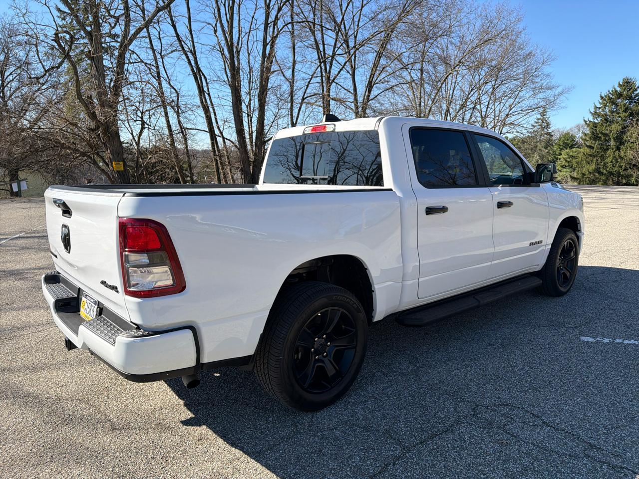 RAM 1500 Big Horn Crew Cab SWB 4WD 2023