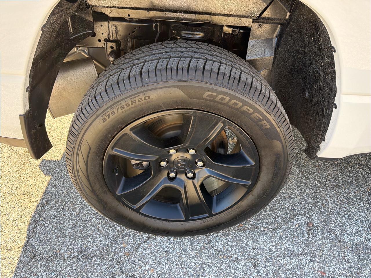 RAM 1500 Big Horn Crew Cab SWB 4WD 2023