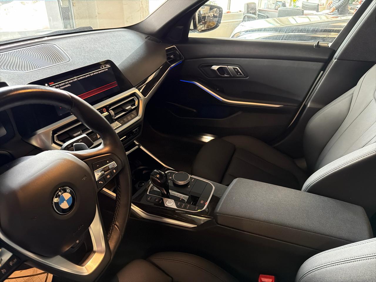 BMW 3-Series 330i xDrive 2021