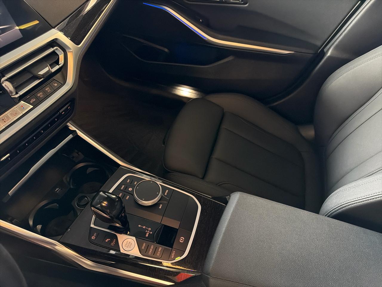 BMW 3-Series 330i xDrive 2021