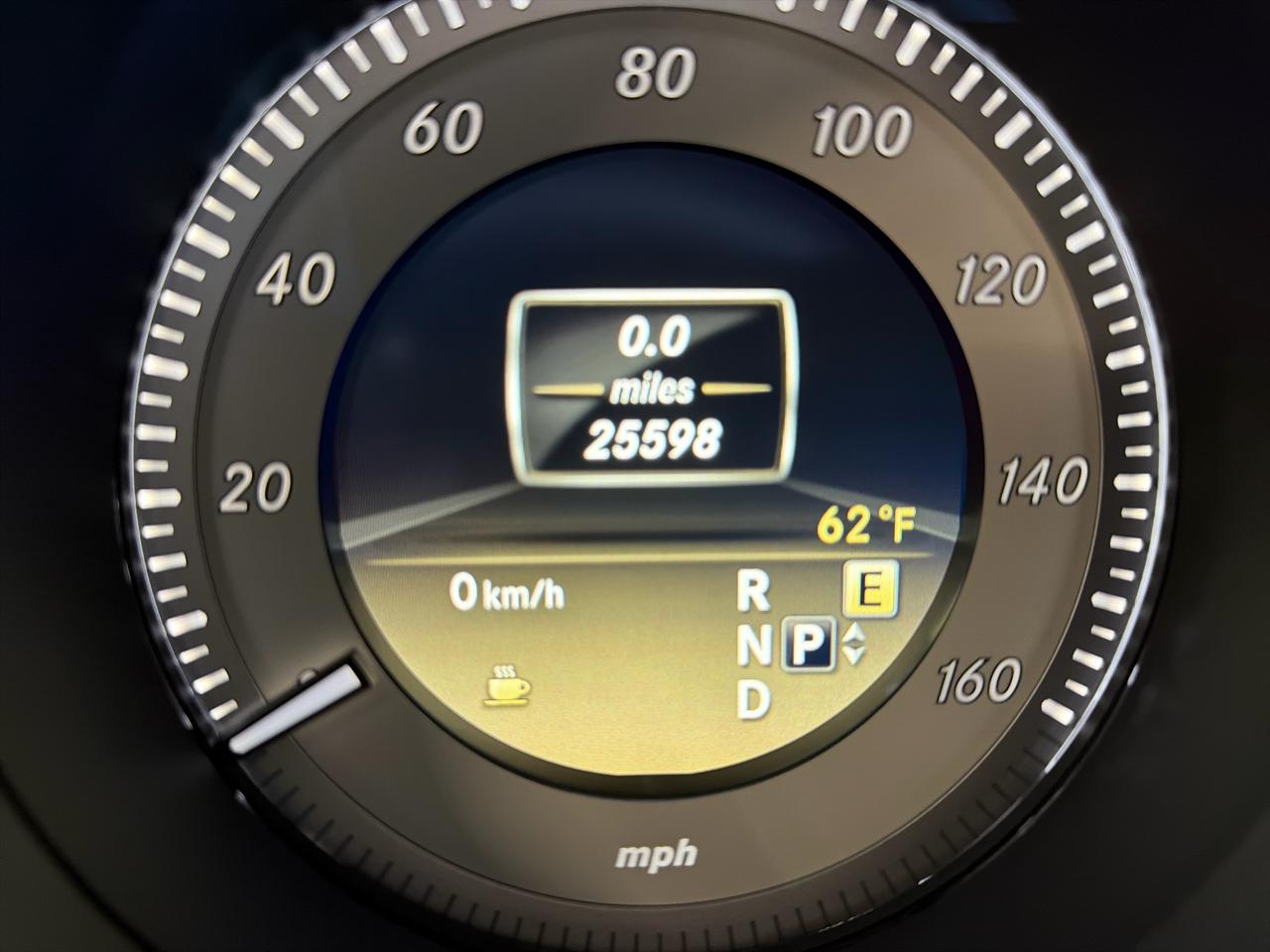 Mercedes-Benz CLS-Class CLS550 4MATIC 2012