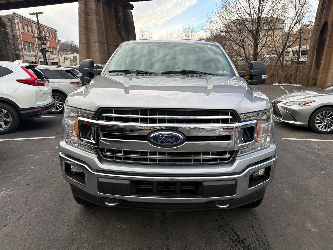 Ford F-150 Supercab 145" XLT 4WD 2020