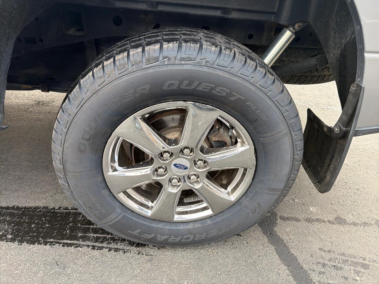 Ford F-150 Supercab 145" XLT 4WD 2020