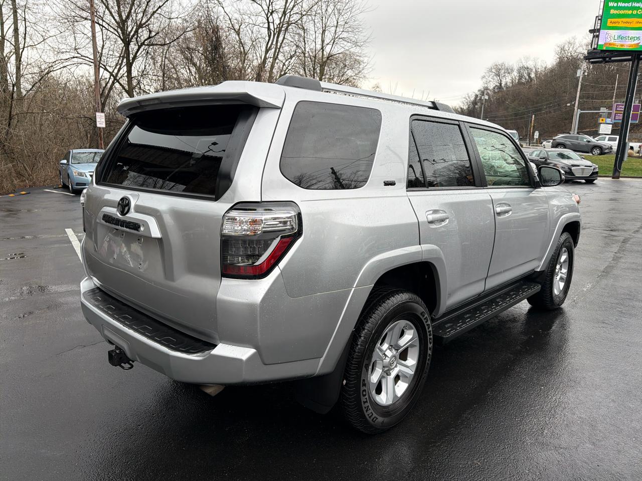 Toyota 4Runner SR5 4WD 2019