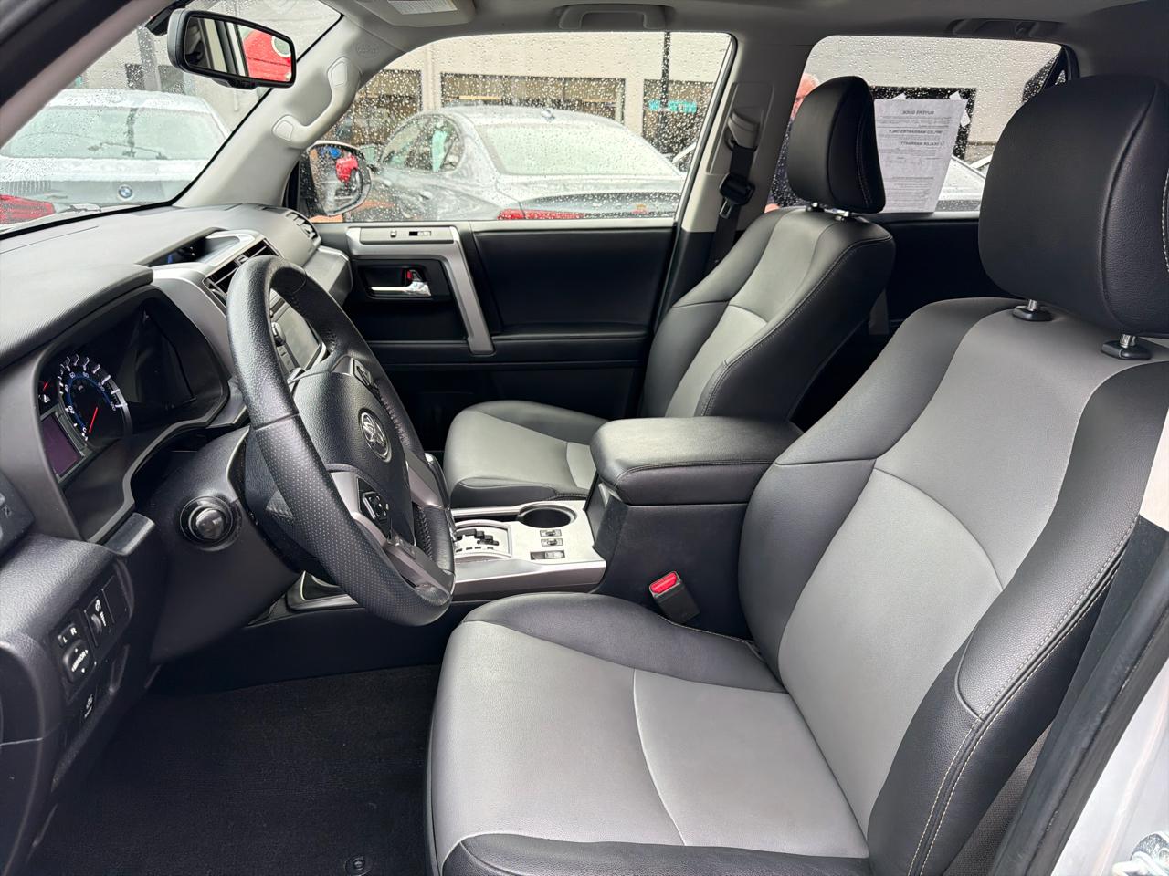 Toyota 4Runner SR5 4WD 2019