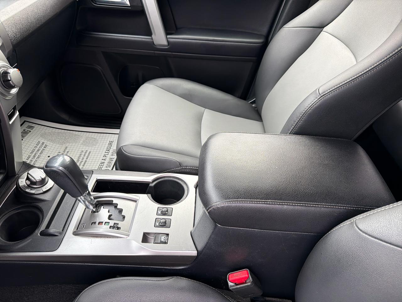 Toyota 4Runner SR5 4WD 2019