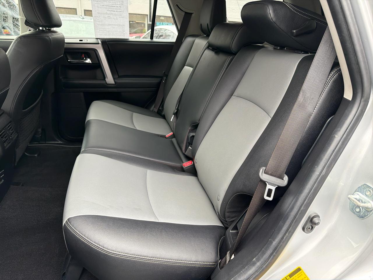 Toyota 4Runner SR5 4WD 2019