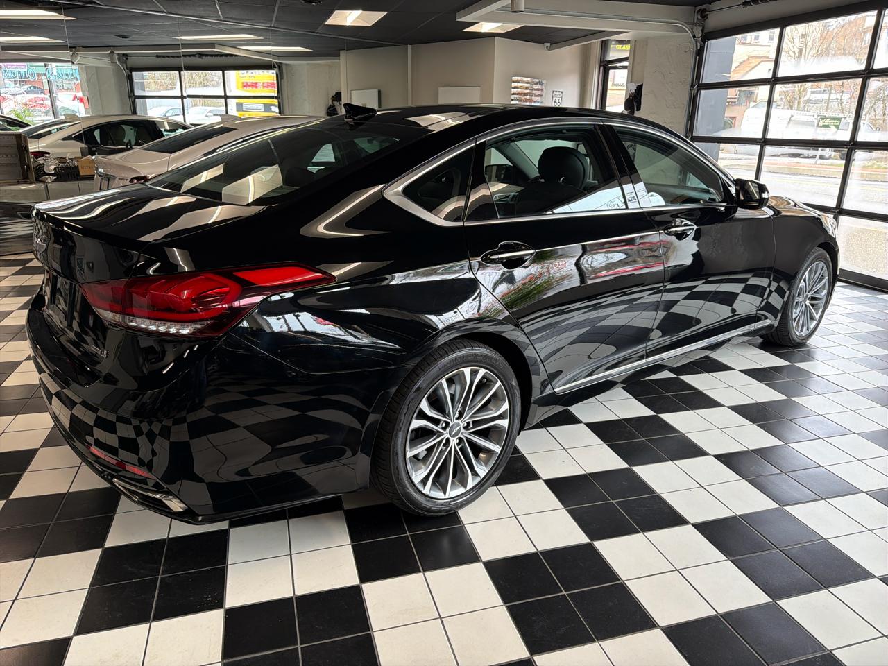 Hyundai Genesis 3.8L 2016