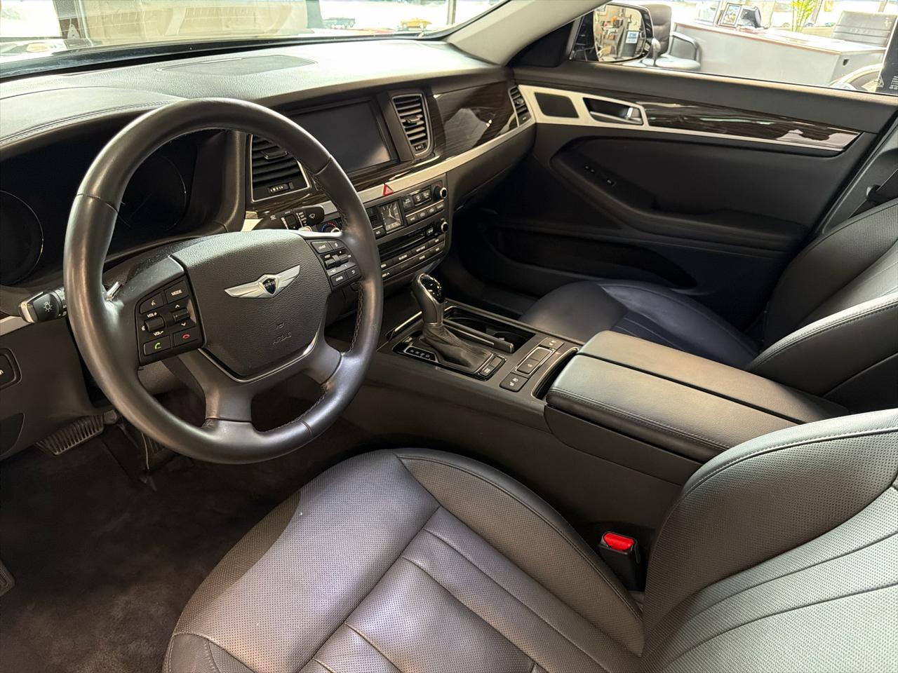 Hyundai Genesis 3.8L 2016