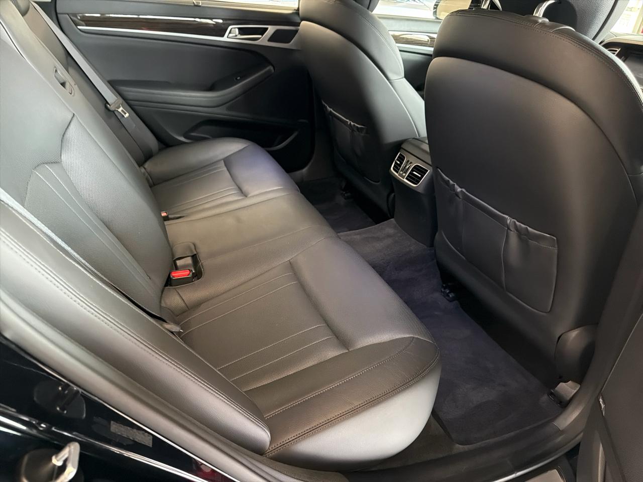 Hyundai Genesis 3.8L 2016